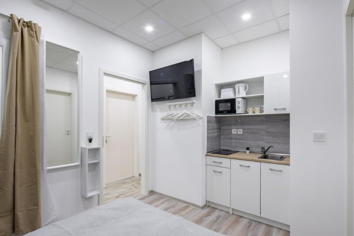 Apartment Extreme - Ultra Mini *